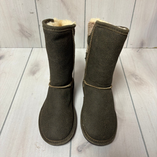 Vist Large View of Product Image Which is Used Bearpaw Ankle Boots 7