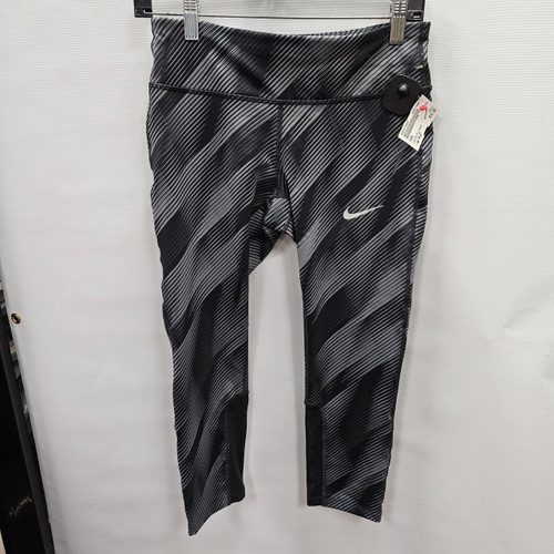 Vist Large View of Product Image Which is Used Nike Active Leggings 4-27