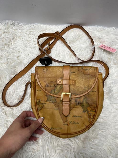 Vist Large View of Product Image Which is Used Geo Classic Prima Small Leather Handbag