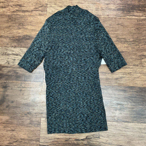 Used Theory Short Sleeve Top L-12/14 60004-S000634233 Vist Large View of Product Image Which is Used Theory Short Sleeve Top L-12/14