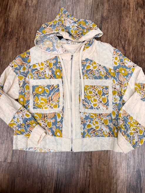 Vist Large View of Product Image Which is Used POL Short Light Jacket L-12/14