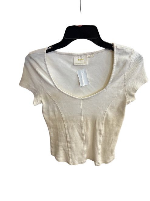 Vist Large View of Product Image Which is Used Maeve T-Shirt M-8/10