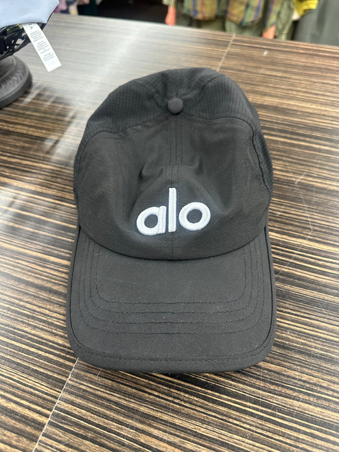 Used Alo Yoga Summer Hat M 8-10/28-30 60031-S000785043 Vist Large View of Product Image Which is Used Alo Yoga Summer Hat M 8-10/28-30