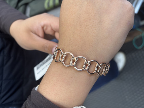 Vist Large View of Product Image Which is Used Unbranded Bracelet