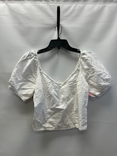 Used Abercrombie & Fitch Short Sleeve Top M-8/10 60132-S000115760 Vist Large View of Product Image Which is Used Abercrombie & Fitch Short Sleeve Top M-8/10