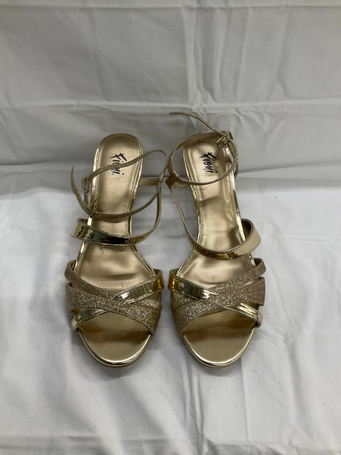 Vist Large View of Product Image Which is Used Fioni Low Heels 9