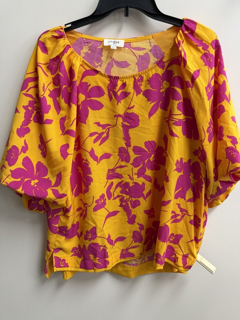 Vist Large View of Product Image Which is Used Umgee Short Sleeve Top L-12/14