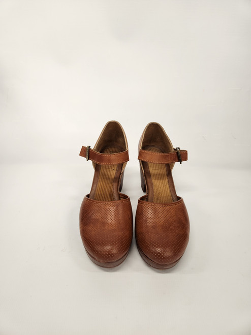 Used B.O.C. High Heels 9 60027-S001381863 Vist Large View of Product Image Which is Used B.O.C. High Heels 9