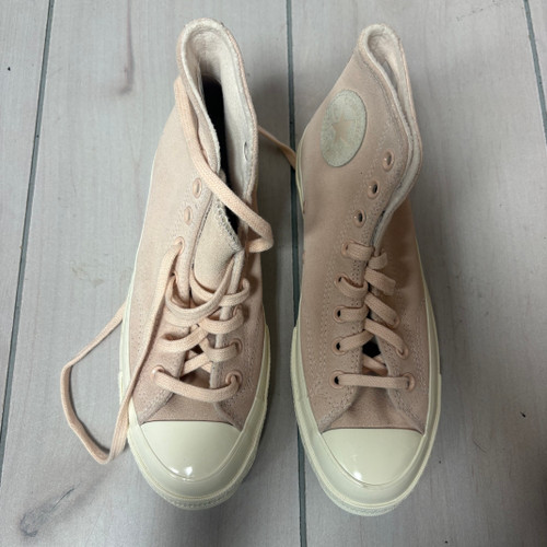 Vist Large View of Product Image Which is Used Converse Casual Shoes 8.5