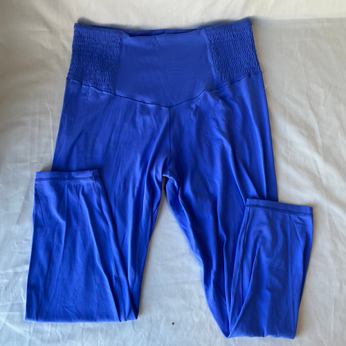 Vist Large View of Product Image Which is Used Unbranded Active Capri XL 16/33