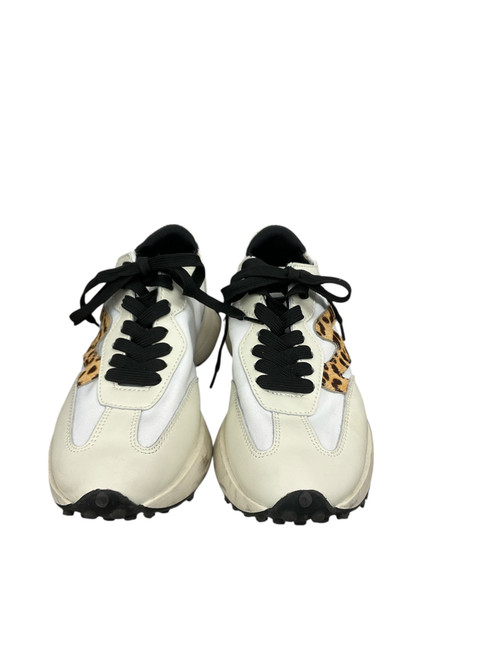 Vist Large View of Product Image Which is Used Steve Madden Casual Shoes 7.5