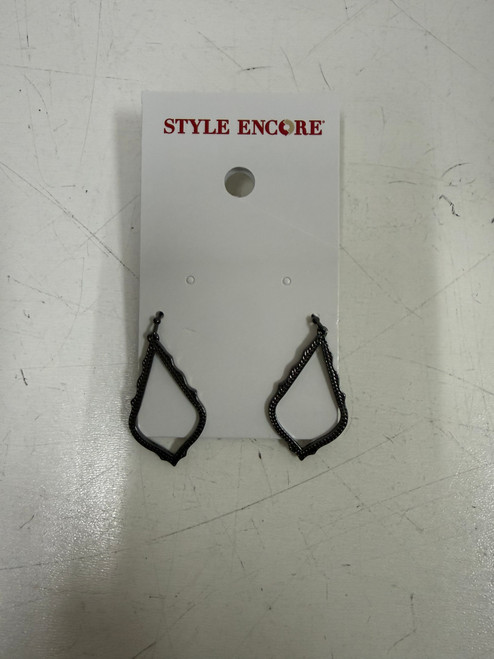 Vist Large View of Product Image Which is Used Kendra Scott Earrings