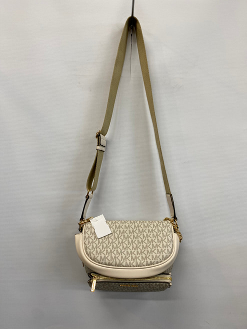 Vist Large View of Product Image Which is Used Michael Michael Kors Large Leather Handbag