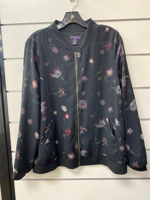 Vist Large View of Product Image Which is Used Amaryllis Short Light Jacket L-12/14