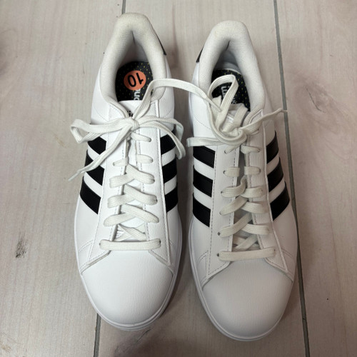 Used Adidas Mens Athletic Shoes 10 60093-S000370787 Vist Large View of Product Image Which is Used Adidas Mens Athletic Shoes 10