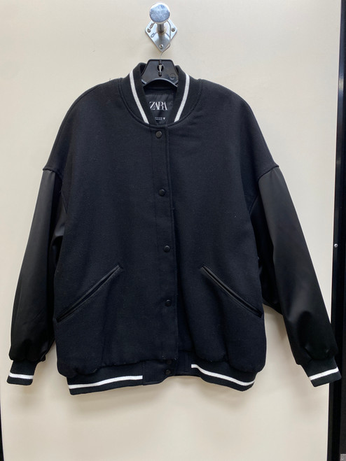 Vist Large View of Product Image Which is Used Zara Men's Light Jacket M