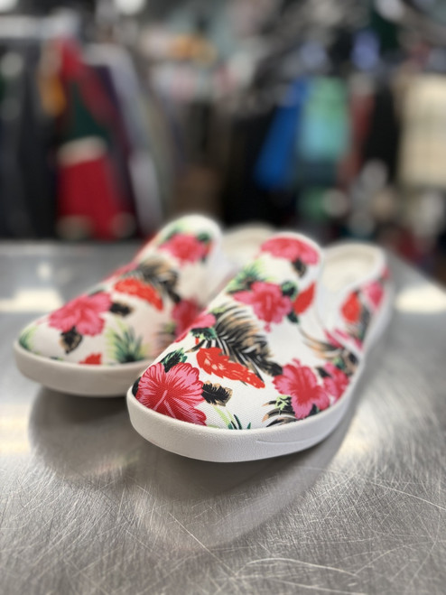 Vist Large View of Product Image Which is Used Unbranded Flats 10.5