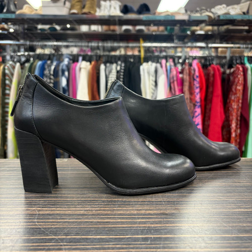 Vist Large View of Product Image Which is Used Eileen Fisher Ankle Boots 7.5