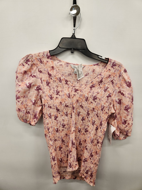 Vist Large View of Product Image Which is Used Nine West Short Sleeve Top XS-0/2