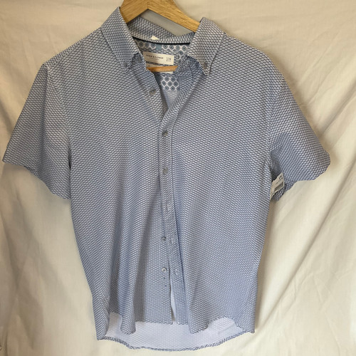 Vist Large View of Product Image Which is Used Unbranded Mens Active T-Shirt M