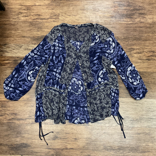 Used Free People Long Sleeve Top XS-0/2 60004-S000634768 Vist Large View of Product Image Which is Used Free People Long Sleeve Top XS-0/2