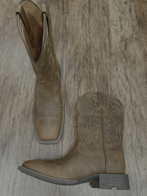 Vist Large View of Product Image Which is Used Ariat Mens Boots 11D 