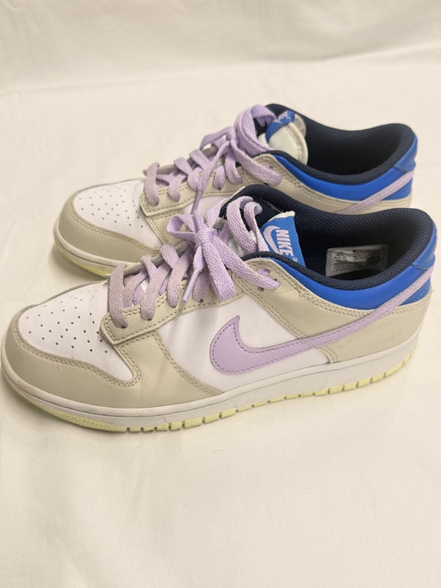 Vist Large View of Product Image Which is Used Nike Casual Shoes 8.5