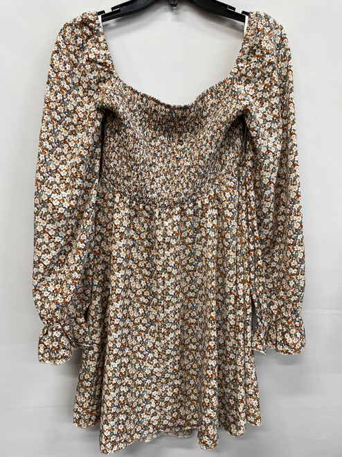 Vist Large View of Product Image Which is Used Shein Short Dress F M-8/10