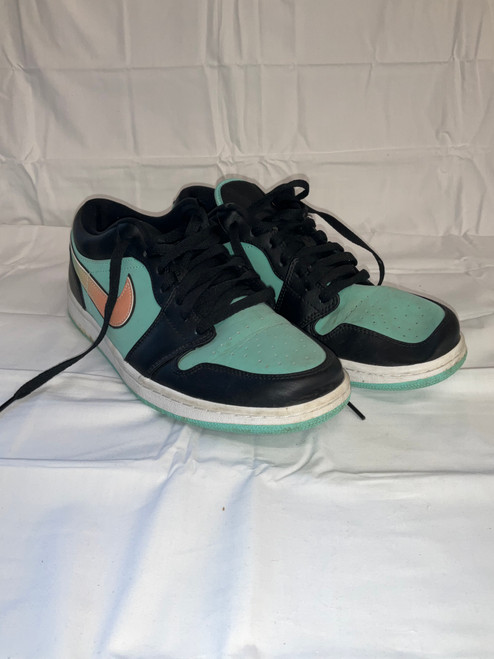 Vist Large View of Product Image Which is Used Nike Mens Athletic Shoes 11