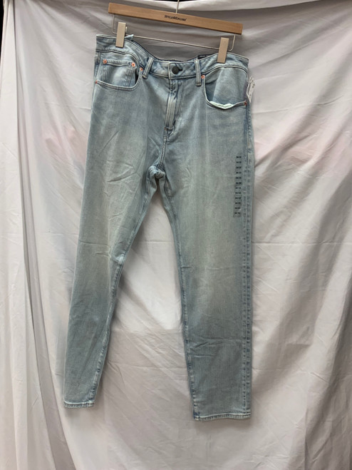 Used Unbranded Mens Denim 34W 60009-S000589954 Vist Large View of Product Image Which is Used Unbranded Mens Denim 34W