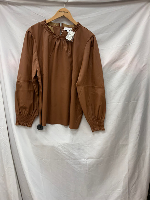 Used Mud Pie Long Sleeve Top L-12/14 60009-S000590000 Vist Large View of Product Image Which is Used Mud Pie Long Sleeve Top L-12/14