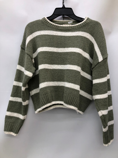 Used Poof Lightweight Sweater M-8/10 60124-S000176054 Vist Large View of Product Image Which is Used Poof Lightweight Sweater M-8/10