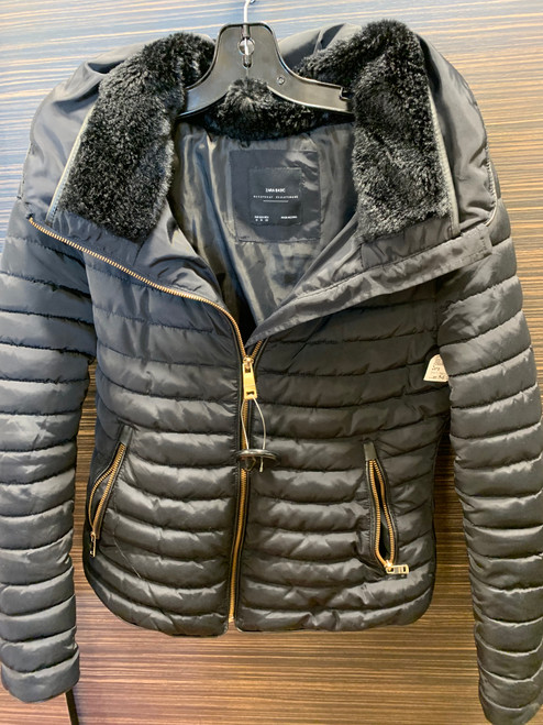 Vist Large View of Product Image Which is Used Zara Short HeavyCoat M-8/10