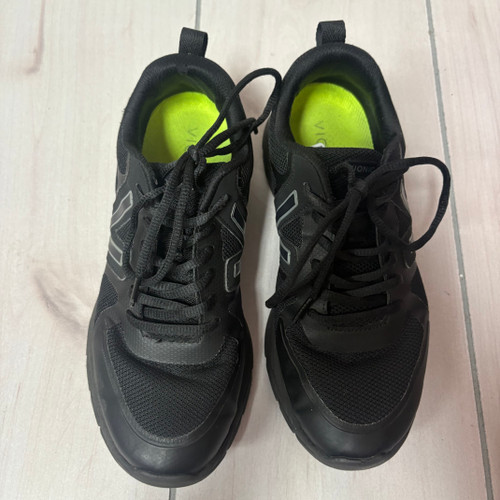 Used Vionic Performance Shoes 8 60093-S000371546 Vist Large View of Product Image Which is Used Vionic Performance Shoes 8
