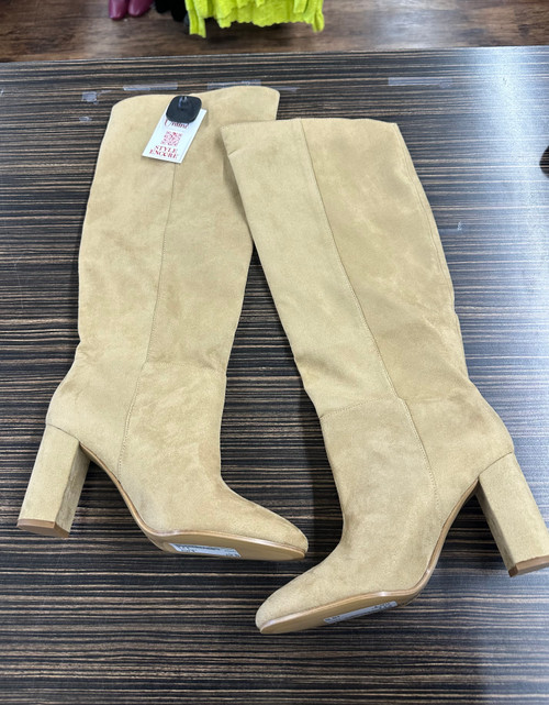 Used H & M Tall Boots 9 60031-S000787026 Vist Large View of Product Image Which is Used H & M Tall Boots 9