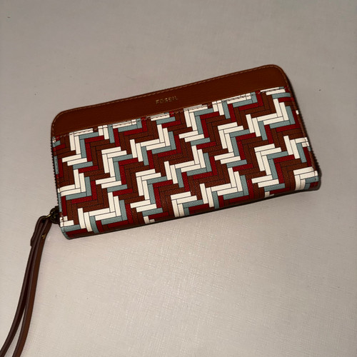 Vist Large View of Product Image Which is Used Fossil Leather Wallet