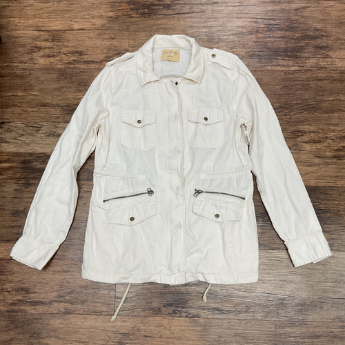 Vist Large View of Product Image Which is Used Velvet Short Light Jacket M-8/10