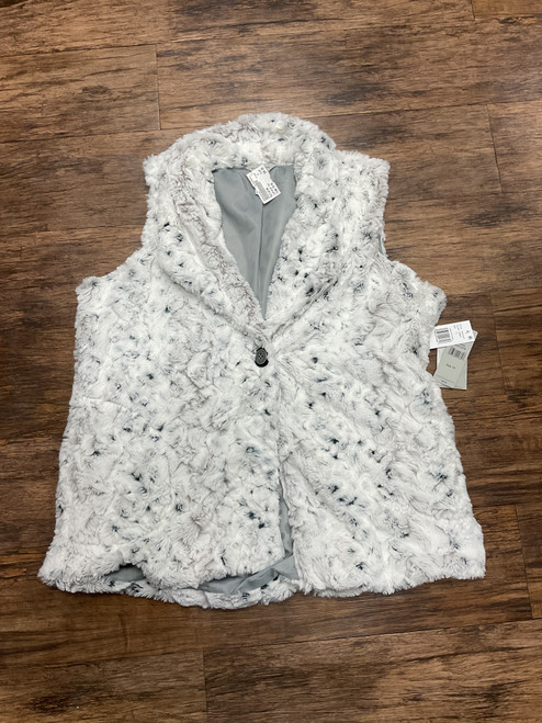 Used Multiples Lightweight Vest 1X-18 60004-S000635225 Vist Large View of Product Image Which is Used Multiples Lightweight Vest 1X-18