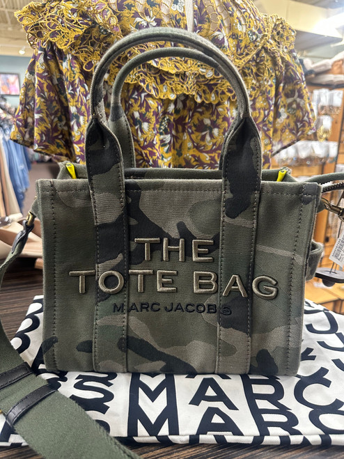 Vist Large View of Product Image Which is Used Marc Jacobs Large Leather Handbag