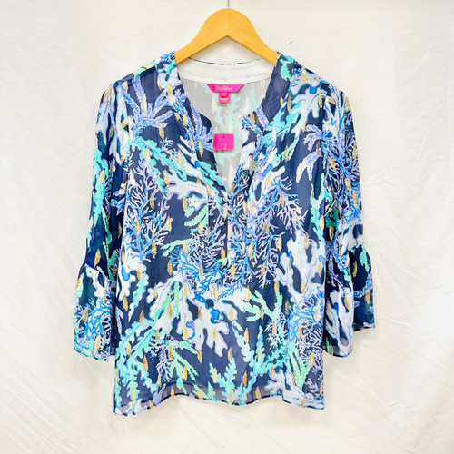 Used Lilly Pulitzer Long Sleeve Top P S-4/6 60003-S000875526 Vist Large View of Product Image Which is Used Lilly Pulitzer Long Sleeve Top P S-4/6