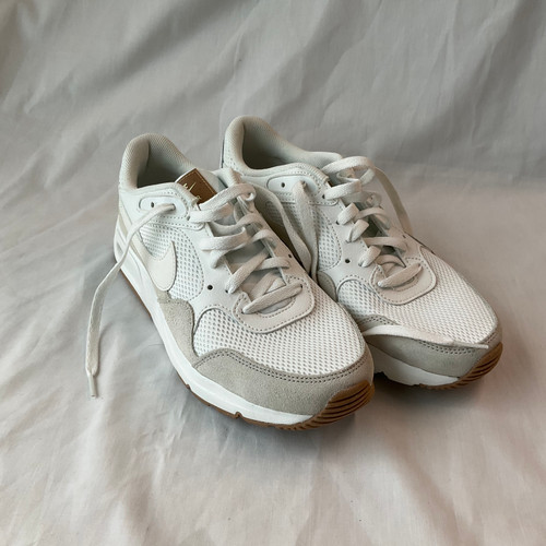 Used Nike Performance Shoes 10 60045-S000785801 Vist Large View of Product Image Which is Used Nike Performance Shoes 10