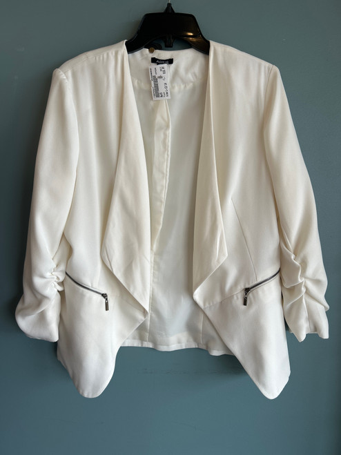Used Apt9 Blazer L-12/14 off4 60039-S000753217 Vist Large View of Product Image Which is Used Apt9 Blazer L-12/14 off4