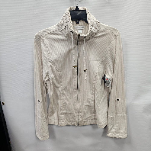 Vist Large View of Product Image Which is Used Christopher & Banks Short Lightweight Jacket S-4/6