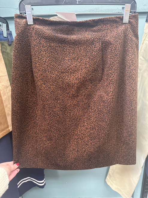 Vist Large View of Product Image Which is Used Unbranded Short Skirt 12-31