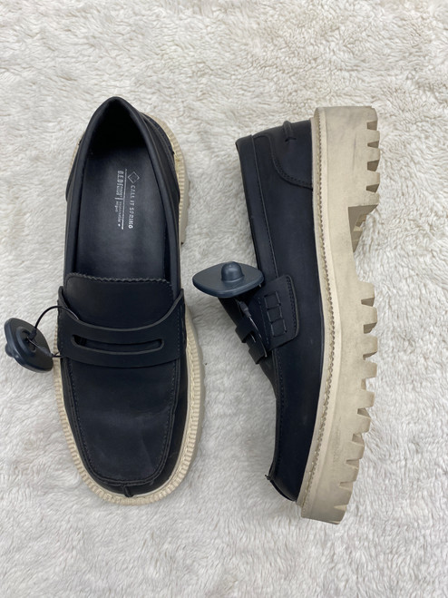 Vist Large View of Product Image Which is Used Call Ot Spring Mens Casual Shoes 10