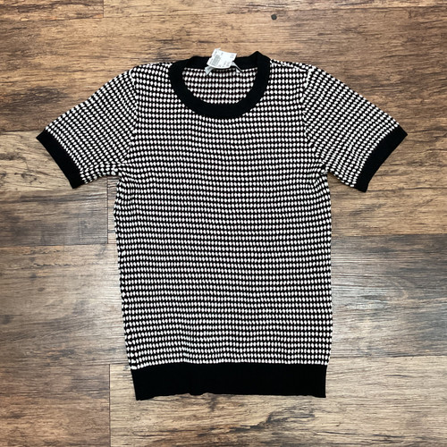Used Zara Short Sleeve Top M-8/10 60004-S000635486 Vist Large View of Product Image Which is Used Zara Short Sleeve Top M-8/10