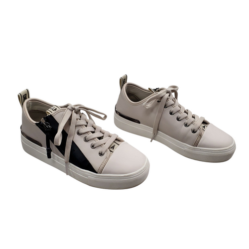Used DKNY Casual Shoes 6 60098-S000124321 Vist Large View of Product Image Which is Used DKNY Casual Shoes 6