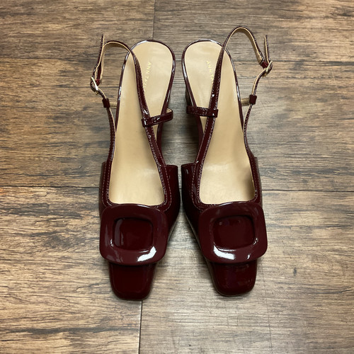 Used Ann Taylor Low Heels 7 60004-S000635519 Vist Large View of Product Image Which is Used Ann Taylor Low Heels 7