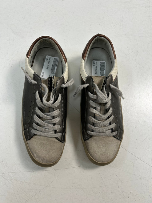 Vist Large View of Product Image Which is Used Shu Shop Casual Shoes 9