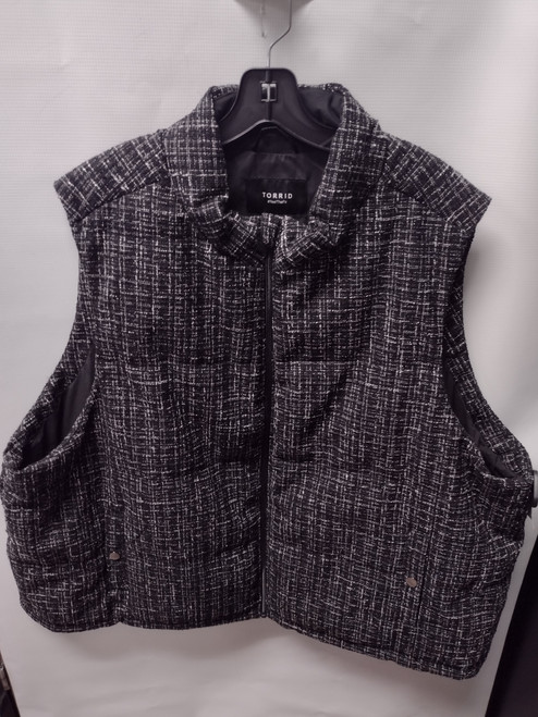 Vist Large View of Product Image Which is Used Torrid Heavyweight Vest 4X-24